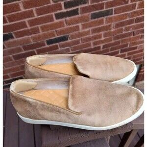 Birdies Swift Suede Slip On Sneaker Shell Suede 6 Tan (Washed Suede)